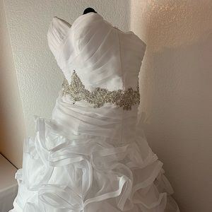 Size 6 mint condition sequins wedding dress SALE!
